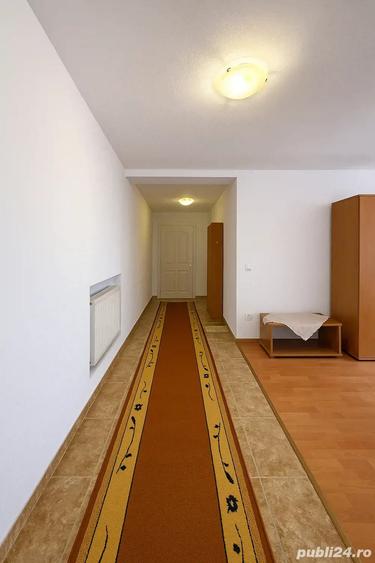 Casă cu 5 camere cu Teren 3 Mp în Central