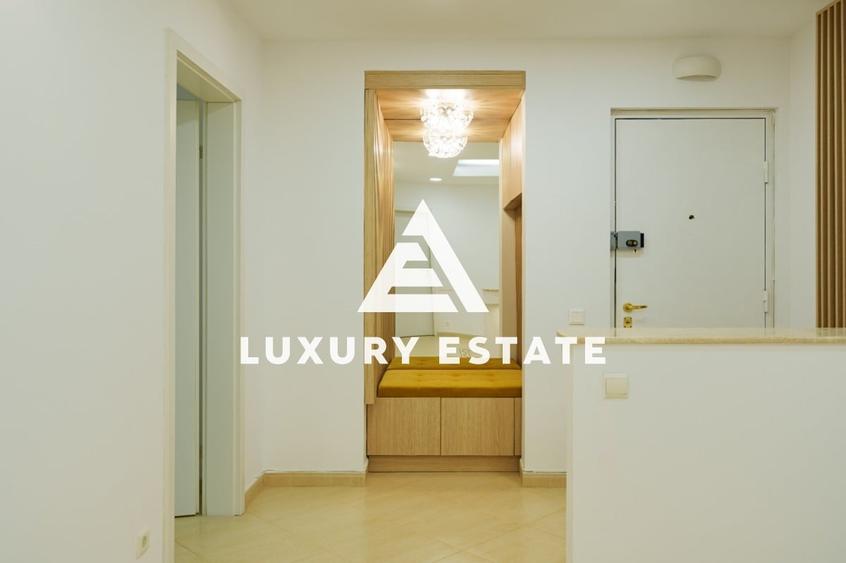 Apartament cu 4 camere decomandat în Dacia