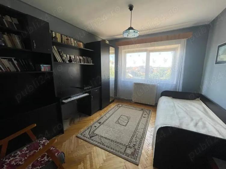 Apartament cu 4 camere decomandat în Lugoj