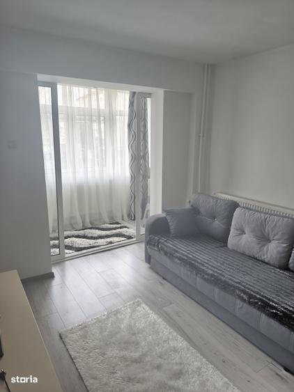 Garsonieră decomandată în Ostroveni