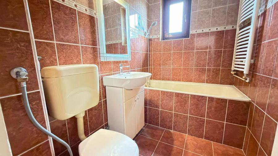 Apartament cu 2 camere semidecomandat, mobilat în Vest