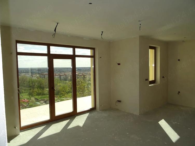 Casă cu Teren 640 Mp în Dealuri Oradea