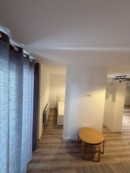 Garsonieră decomandată în Central
