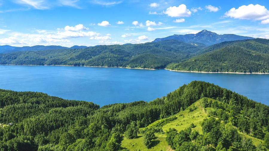 Teren agricol intravilan de 1723 mp, în Hangu