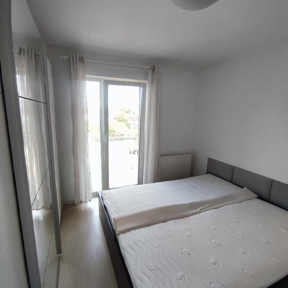Apartament cu 2 camere nedecomandat în Giroc
