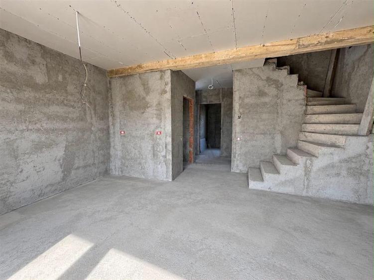 Duplex 4 camere - dormitor la parter - personalizare interioara - 3