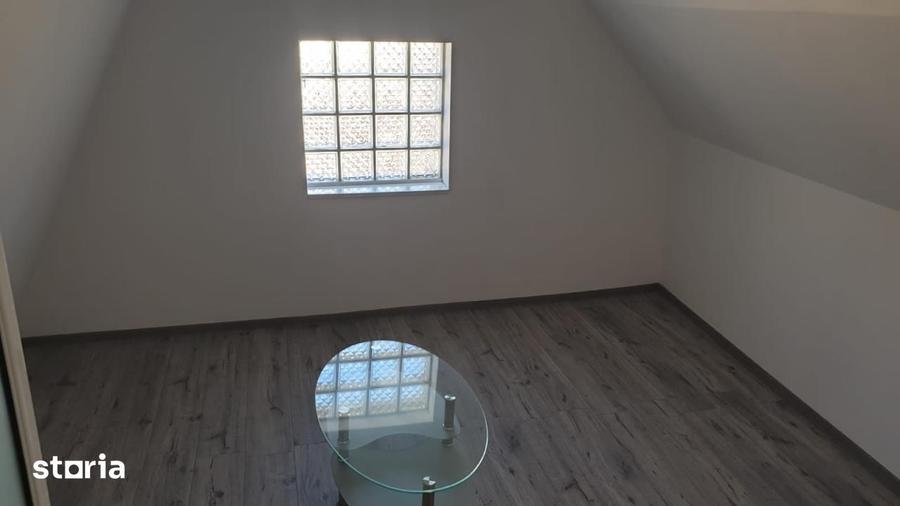 Casă cu 4 camere cu Teren 173 Mp în Plantelor