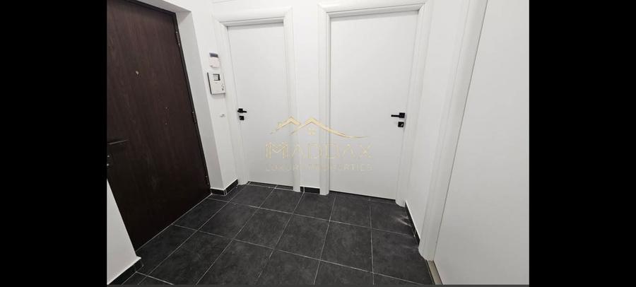 Apartament cu 4 camere în Domenii