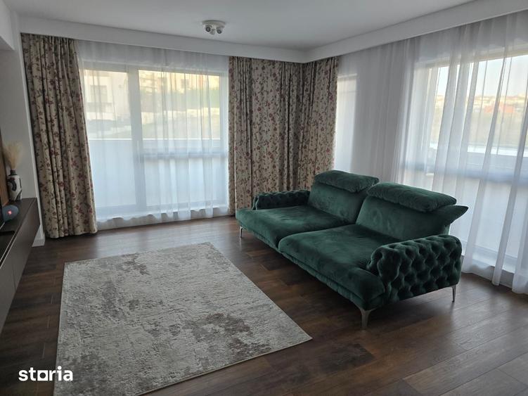 Apartament cu 3 camere în Zorilor