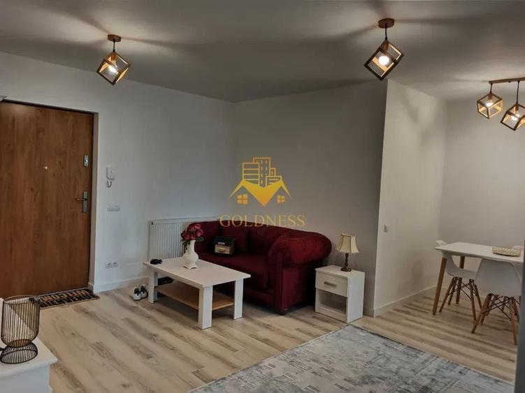 Apartament cu 3 camere semidecomandat, mobilat în Zorilor