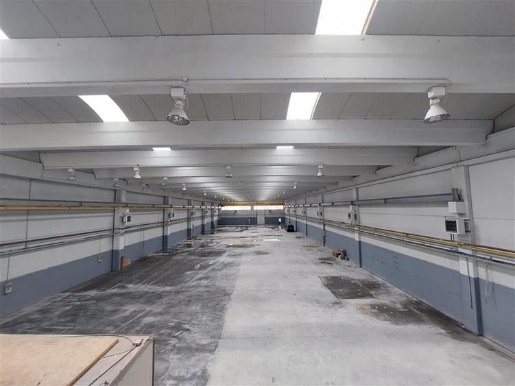 Spațiu industrial, de 1,936 mp, în Exterior Vest