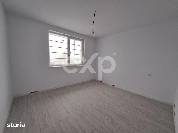 Casă cu 4 camere cu Teren 2500 Mp în Trivale