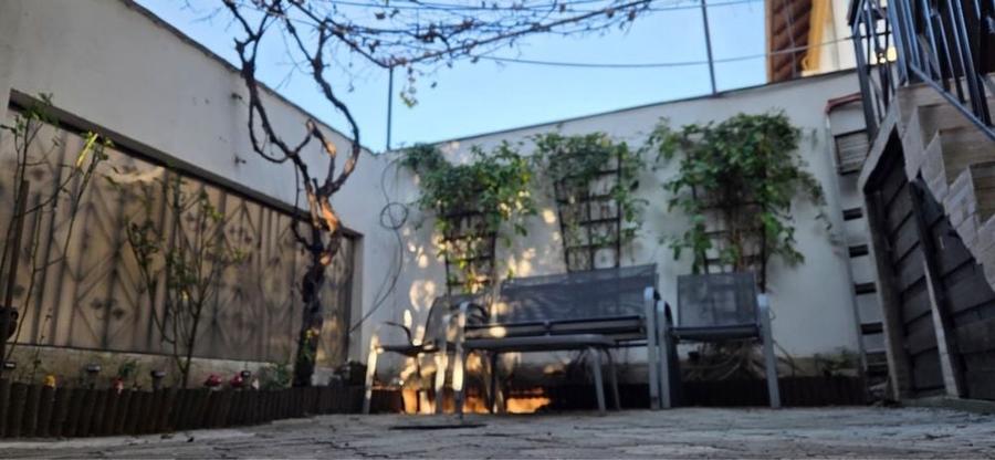 Apartament cu 3 camere semidecomandat în Domenii