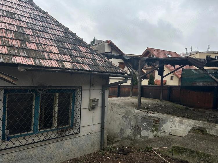 Casă cu Teren 207 Mp în Centrul Civic
