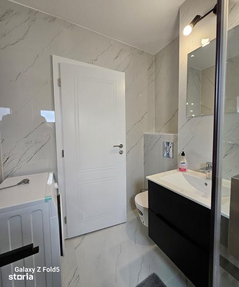 Apartament cu 3 camere decomandat în Iosia