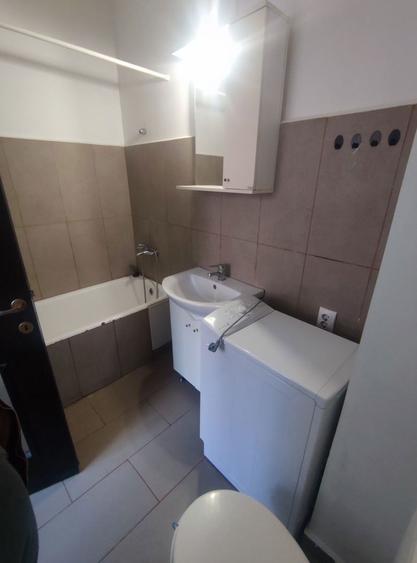 Mini-garsoniera Garsoniera decomandata situata - 9