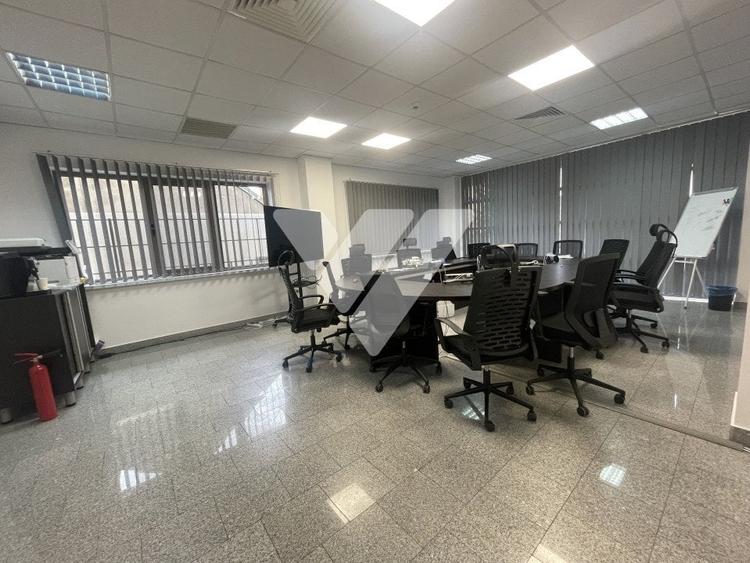 Spatiu Comercial Modern - str Hipodromului - 12