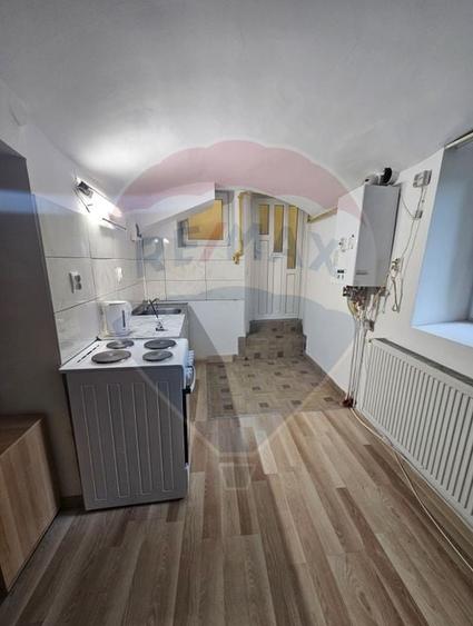 Apartament de inchiriat - central - Strada Clinicilor - 2
