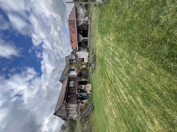 Casa de vanzare la tara - 1