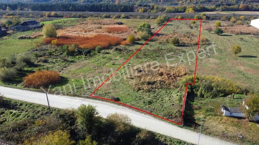 Teren de vanzare in comuna Baicule?ti, jude? Arge?, in apropiere de fabrica Elemaster. - 18