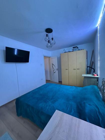 Vind apartament 2camere - 1