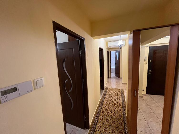 Apartament 3 camere in centru, decomandat, spre inchiriere - 2