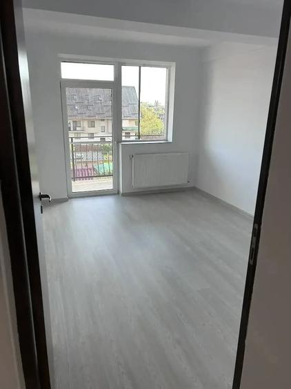 Vand apartament cu 3 camere - 6