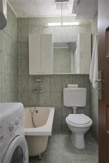 Camera de camin cu baie proprie si mica bucatarie, Astra, Brasov - 4