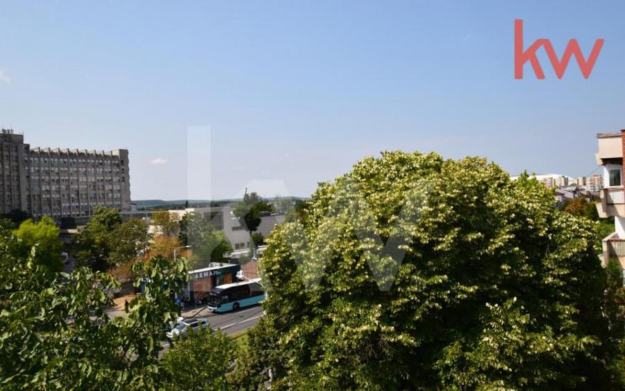 Apartament 4 camere, 1 Mai , Insula, centrala termica, langa - 5