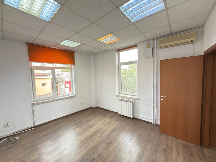 Mosilor - Foisorul de Foc / Vila spațioasă de închiriat – 9 camere / 330 MP - 9