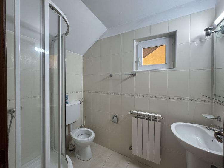 Vila clasica, spatioasa,  piscina, mobilata, langa Britsh School - 10