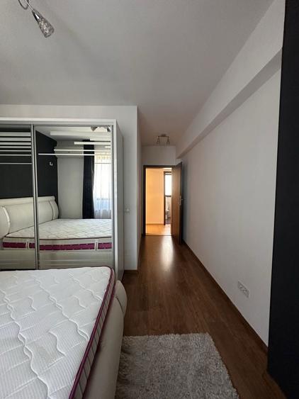 Inchiriez apartament 3 camere Militari Residence - 10