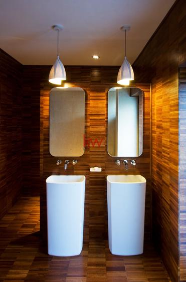 Proprietate premium - 10