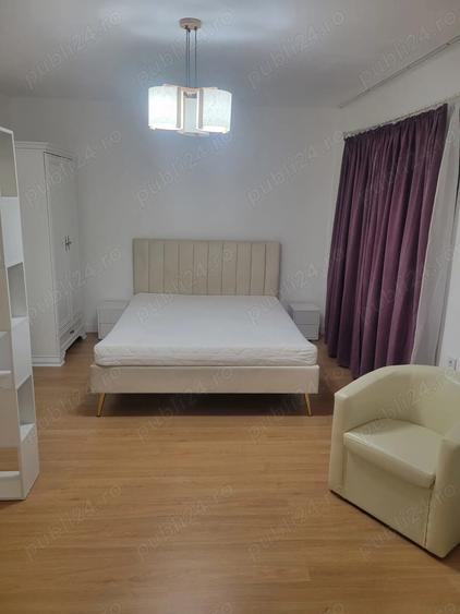 Inchiriez apartament cu o camera, in zona centrala,etaj 1 - 5