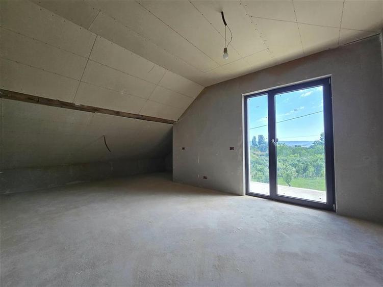 CASA 4 CAMERE | 3 BAI | SAT.CHISTAG | BIHOR - 22