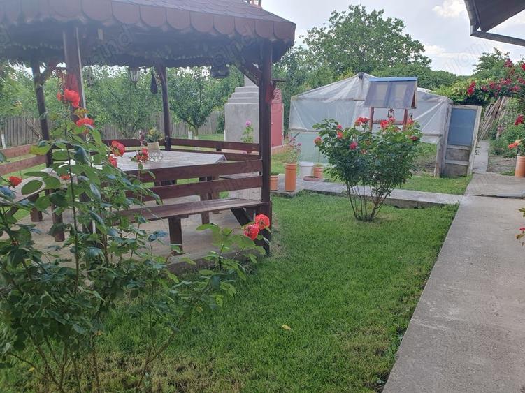 Casa de vanzare la ?ara - 1
