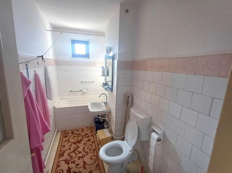 Vanzare 3 camere-Imobiliare MAXICONFORT - 8