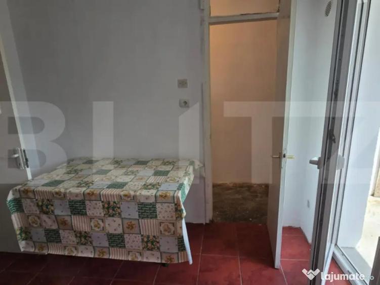 Apartament de vanzare, cu 3 camere, 76 mp, zona Micro 17 - 2