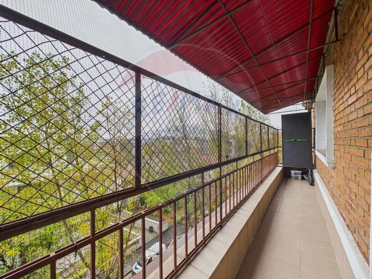 Apartament cu 2 camere de vânzare pe strada Londra in zona Capitale - 8