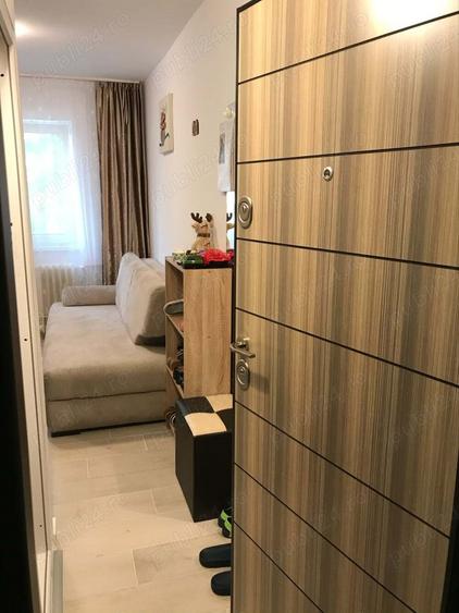 Proprietar Vand garsoniera, etaj 1 - 7