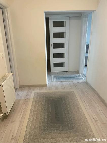 Apartament NEMOBILAT de inchiriat - 1