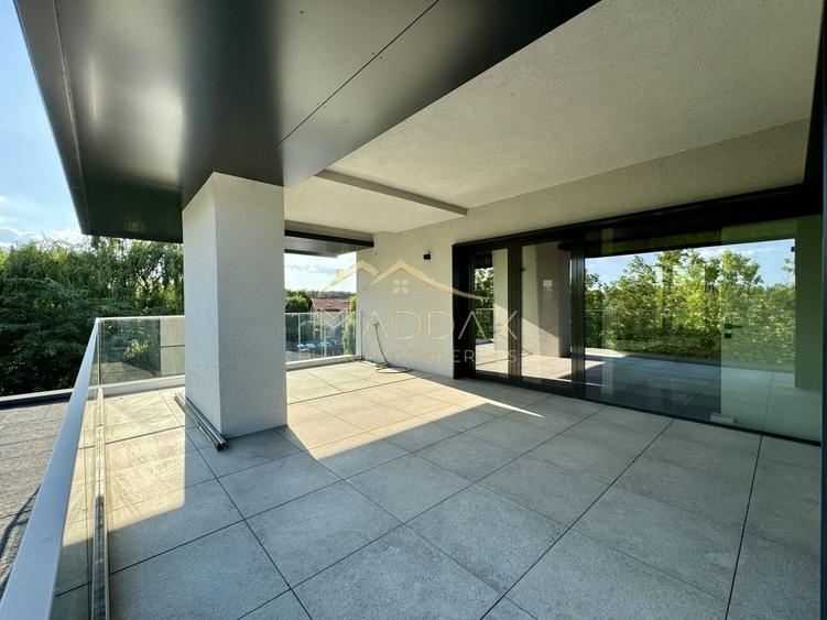 Vila cu 5 camere  *366mp* / Curte privată *315mp* / Pipera - Lake View - 40