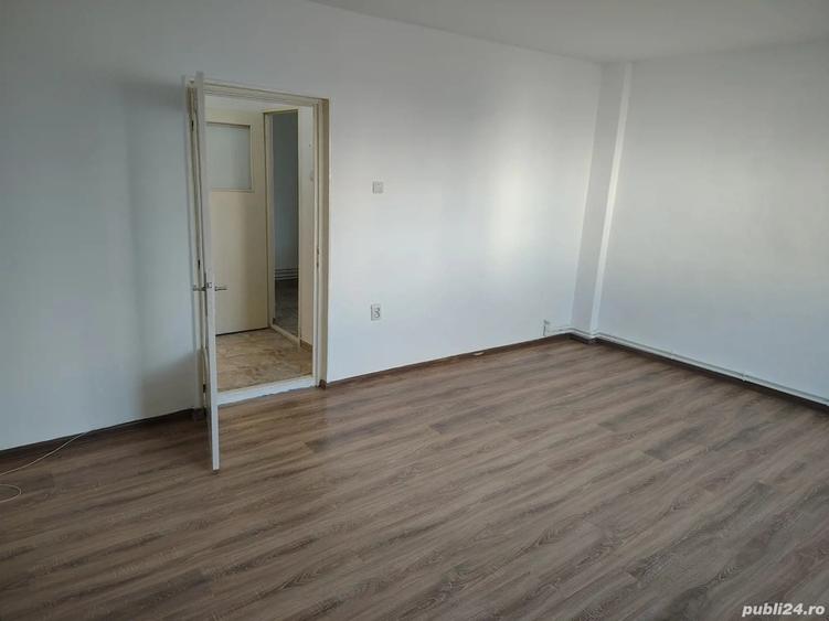 Apartament 1 camera Rosiorilor B22 etaj 2 - 8