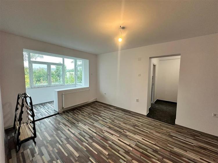 Apartament 2 camere semidecomandat, Podu Ros - Cantemir - 1