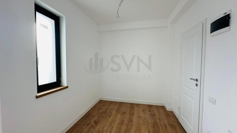 REV2004640 Vila de vanzare cu panouri solare - 9