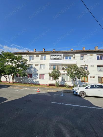 Inchiriez apartament 2 camere,decomandat, renovat total-prima inchiriere. Cornesti Inchiriez apartament 2 camere,decomandat, renovat total-prima inchiriere. Cornesti
