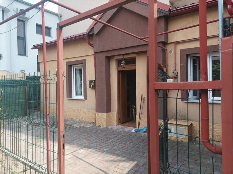 Basarab, Titulescu, 1 Mai - 4