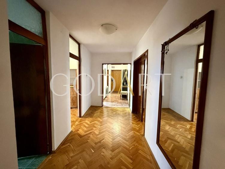 Apartament 4 camere | Bloc 1990 | 3 balcoane | Vedere panoramica - 9