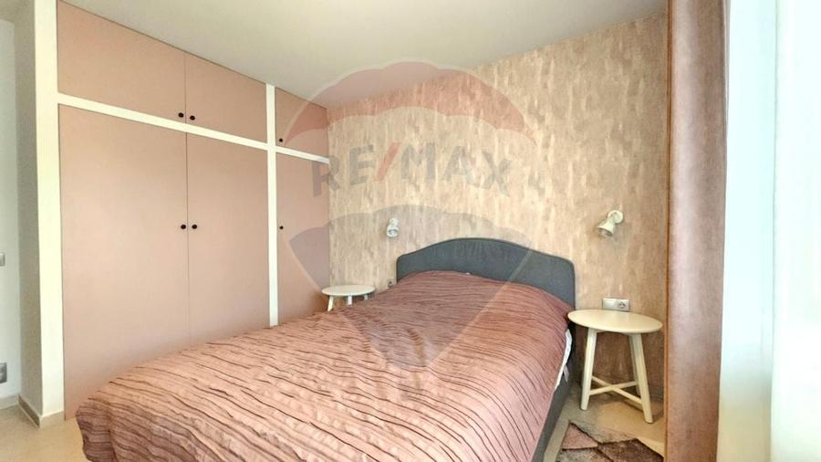 Inchiriez apartament modern cu 4 camere în zona Parcul Central - 8