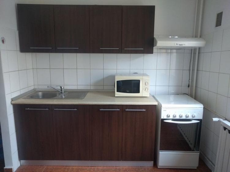 Propietar, Inchiriez garsoniera 42 mp, confort 1, zona OMV LIZEANU, et 7 din 8 - 4